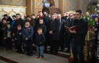 FOTO/VIDEO Nalaganje badnjaka u Bijeljini