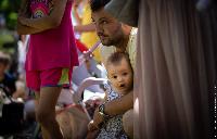 FOTO Rekordan broj učesnika: Venesa Bajrić, najmlađa na "Konferenciji beba" u Bijeljini