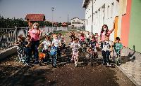 Plavi čuperak na točkićima FOTO