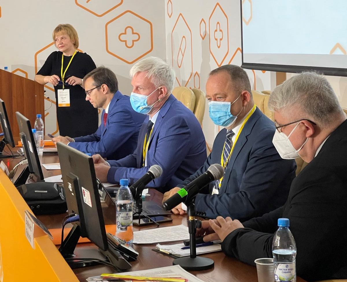 FOTO Delegacija bijeljinske bolnice na konferenciji u Rusiji