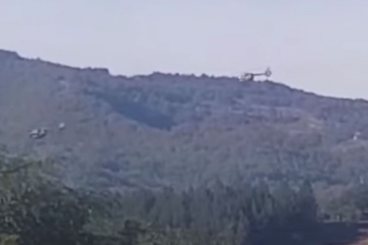 VIDEO Helikopteri Vojske Srbije iznad Jarinja