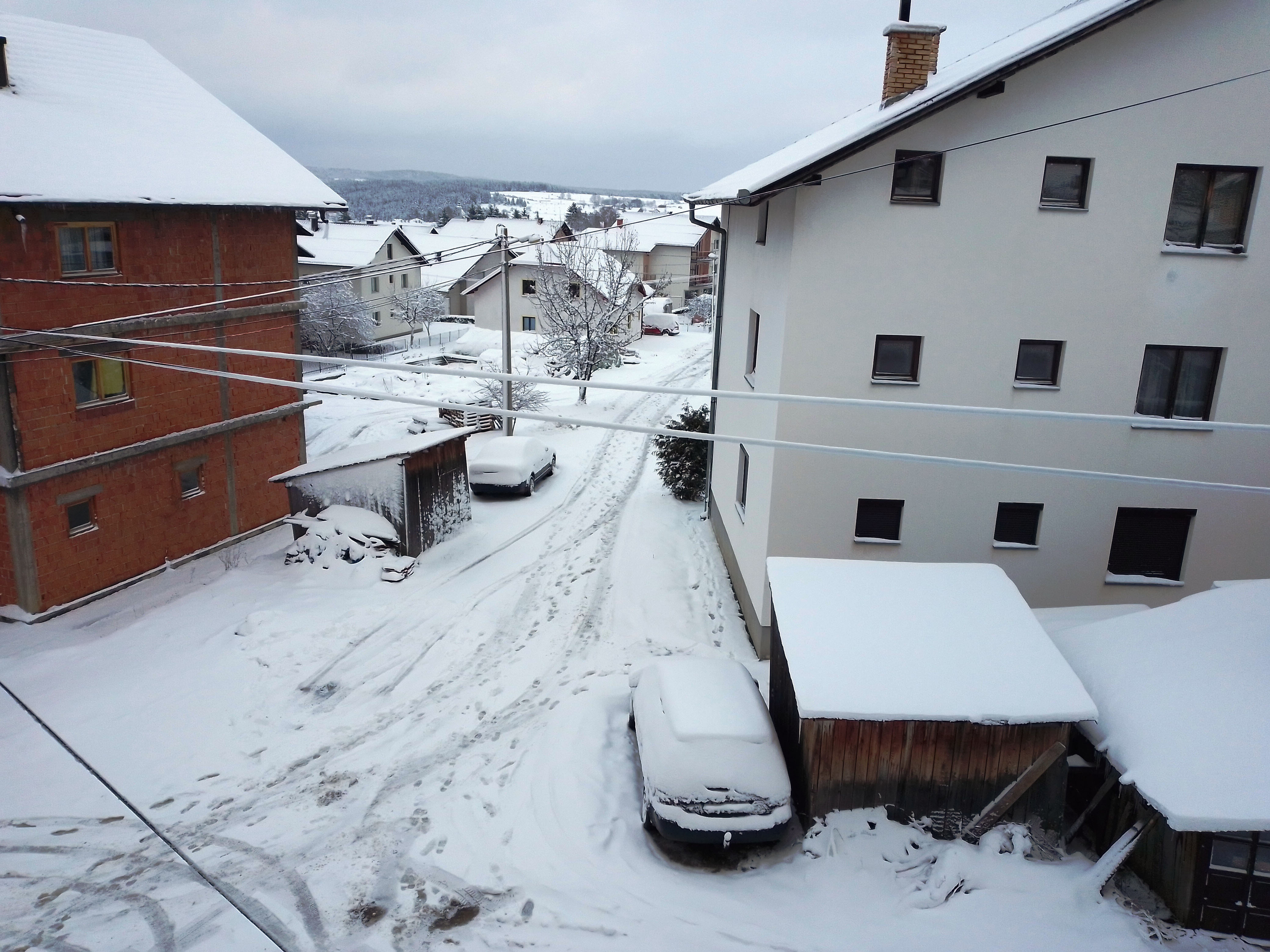 Sokolac: Snijeg prekinuo elektrosnabdijevanje u 15 sela