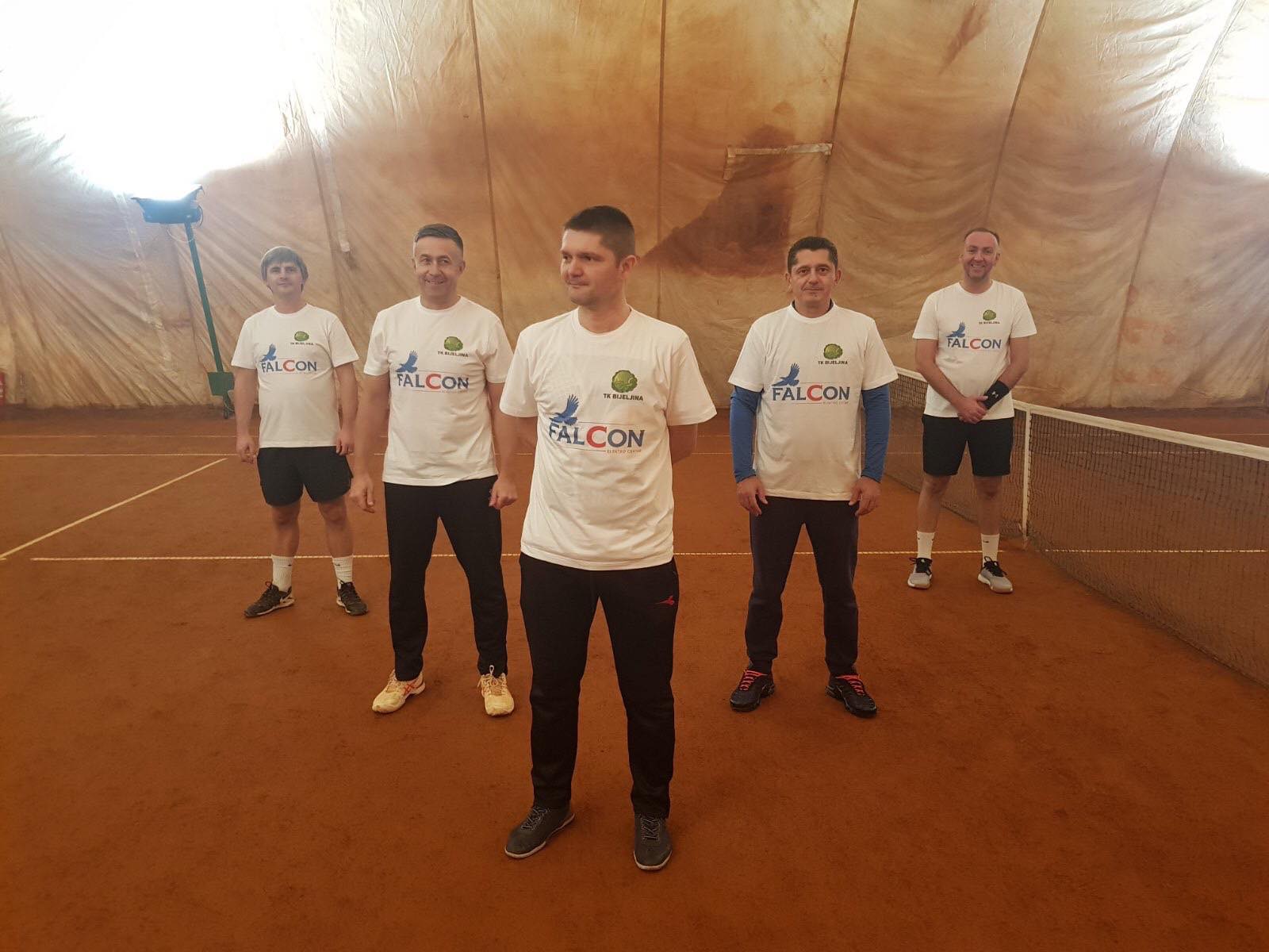 Falcon stao u četvrtfinalu