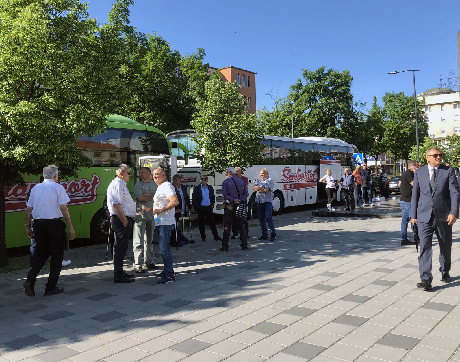 Autobusi krenuli iz Bijeljine u Tuzlu