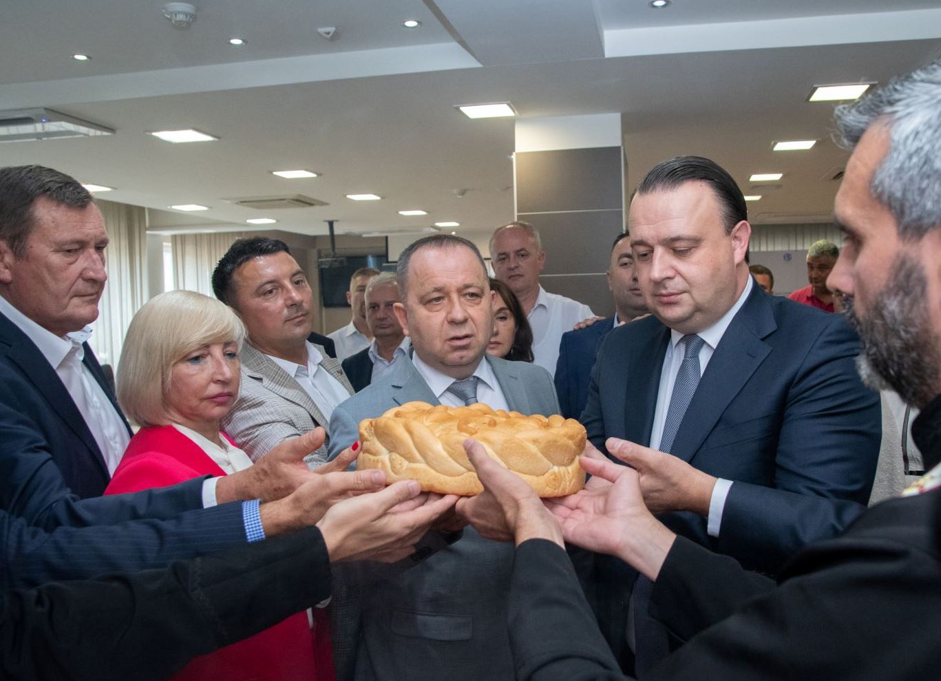 Mihajlović: Stabilno i pozitivno poslovanje preduzeća „Elektro-Bijeljina"
