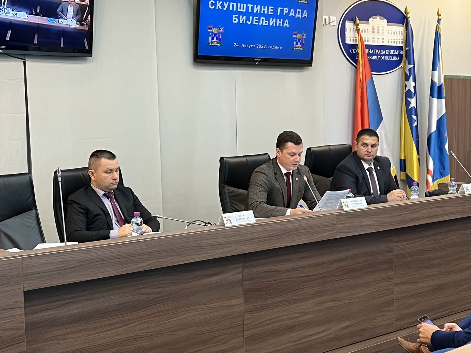Odbornici od Gradonačelnika zahtjevaju da odmah formira komisiju za procjenu štete