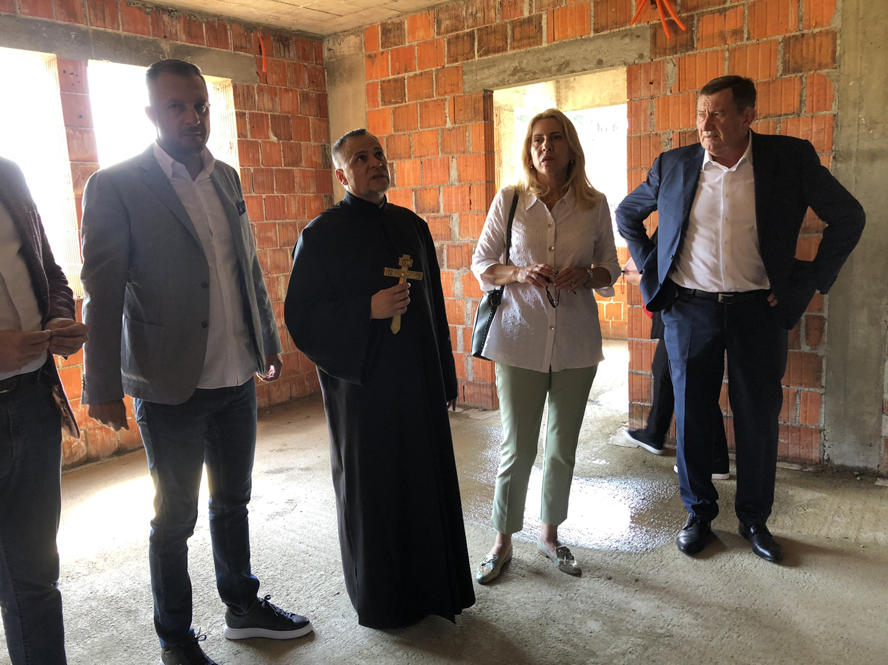 DONACIJA KABINETA PREDSJEDNICE Za izgradnju parohijskog doma 20.000 KM FOTO