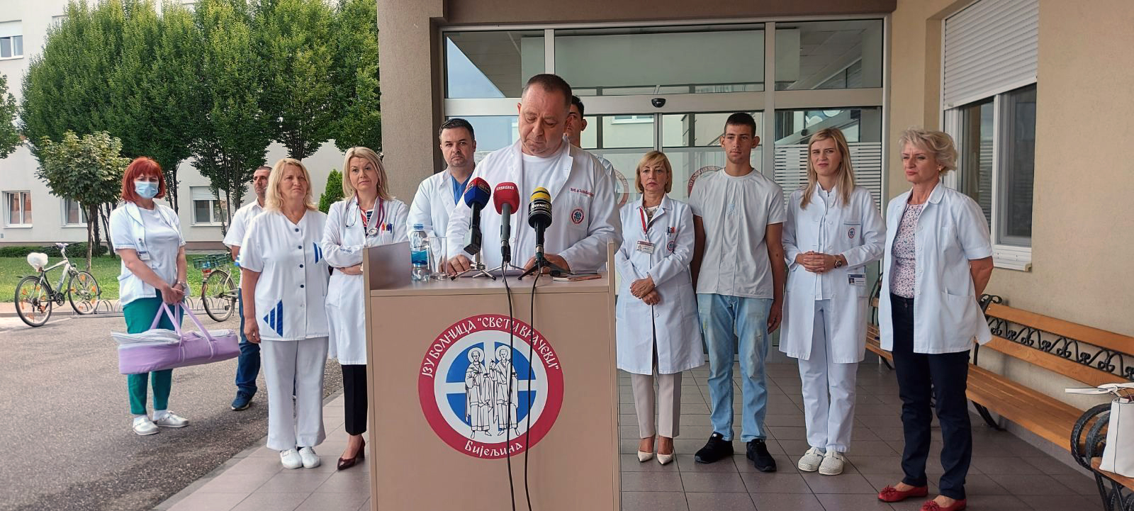 Maksimović uručio poklon za 11. bebu u porodici Simić