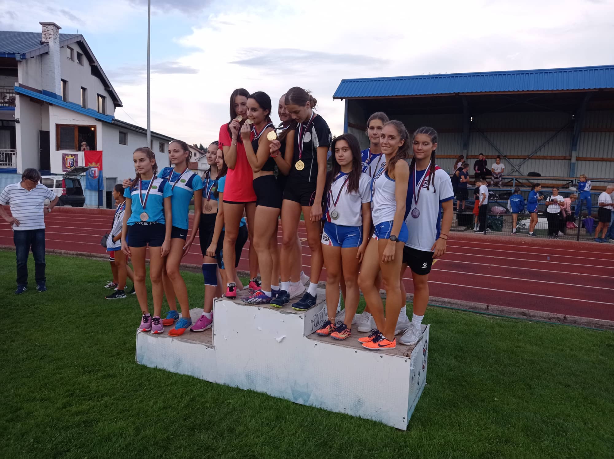 Nakon jučerašnjih osam medalja sa Republičkog prvenstva, za Akademce nema odmora