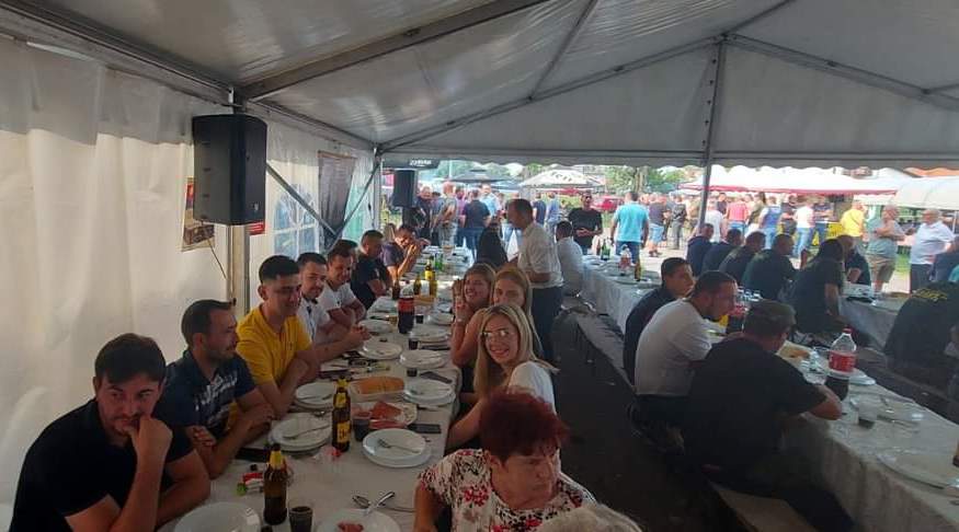 Maksimović na Saboru lovaca: Ponosan sam na naše Crnjelovo FOTO