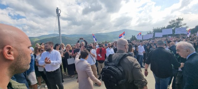 Brnabić stigla na Kosovo i Metohiju FOTO/VIDEO