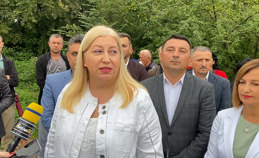 Kandidati SNSD-a pomažu građanima naselja Koviljuše