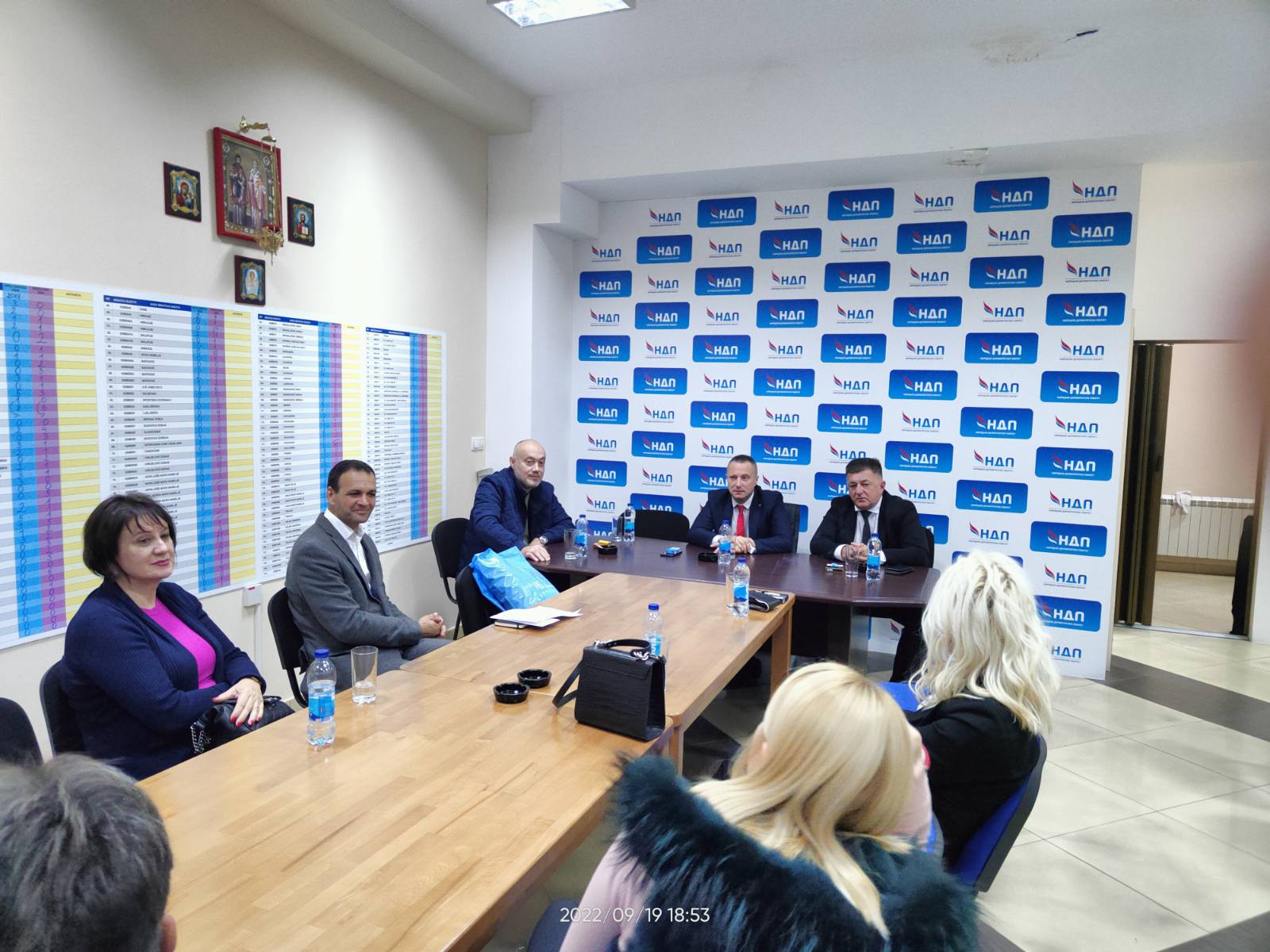 Ministar Petričević posjetio gradski odbor NDP-a Bijeljina
