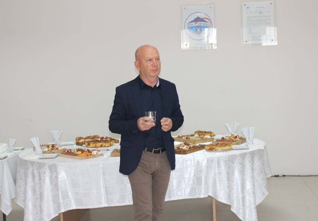 Doktor Duško Milovanović ispraćen u penziju
