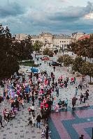 FOTO ZaROLAJ - defile vozača na točkićima u centru Bijeljine