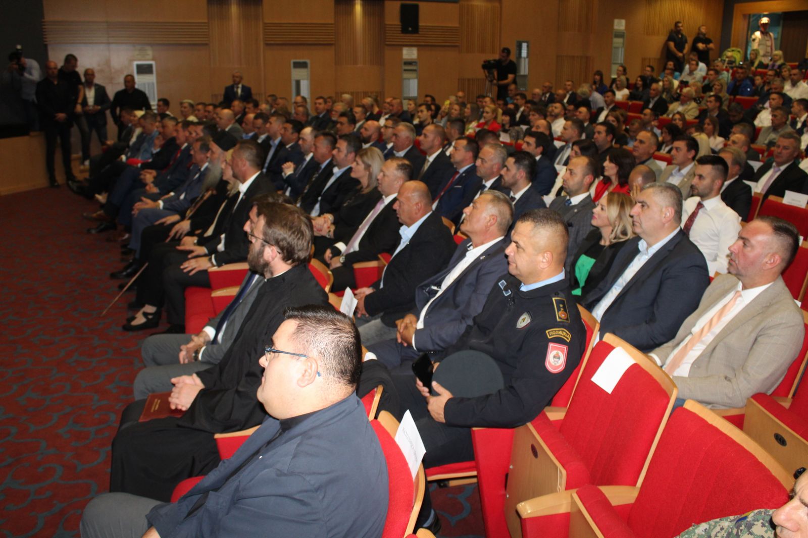 Dodijeljena priznanja zaslužnim građanima Bijeljine FOTO