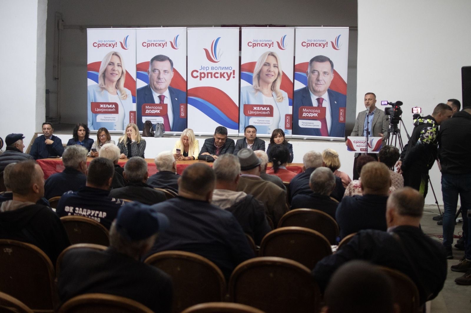 Ćorić: Sve je više ljudi na patriotskoj strani - strani SNSD-a