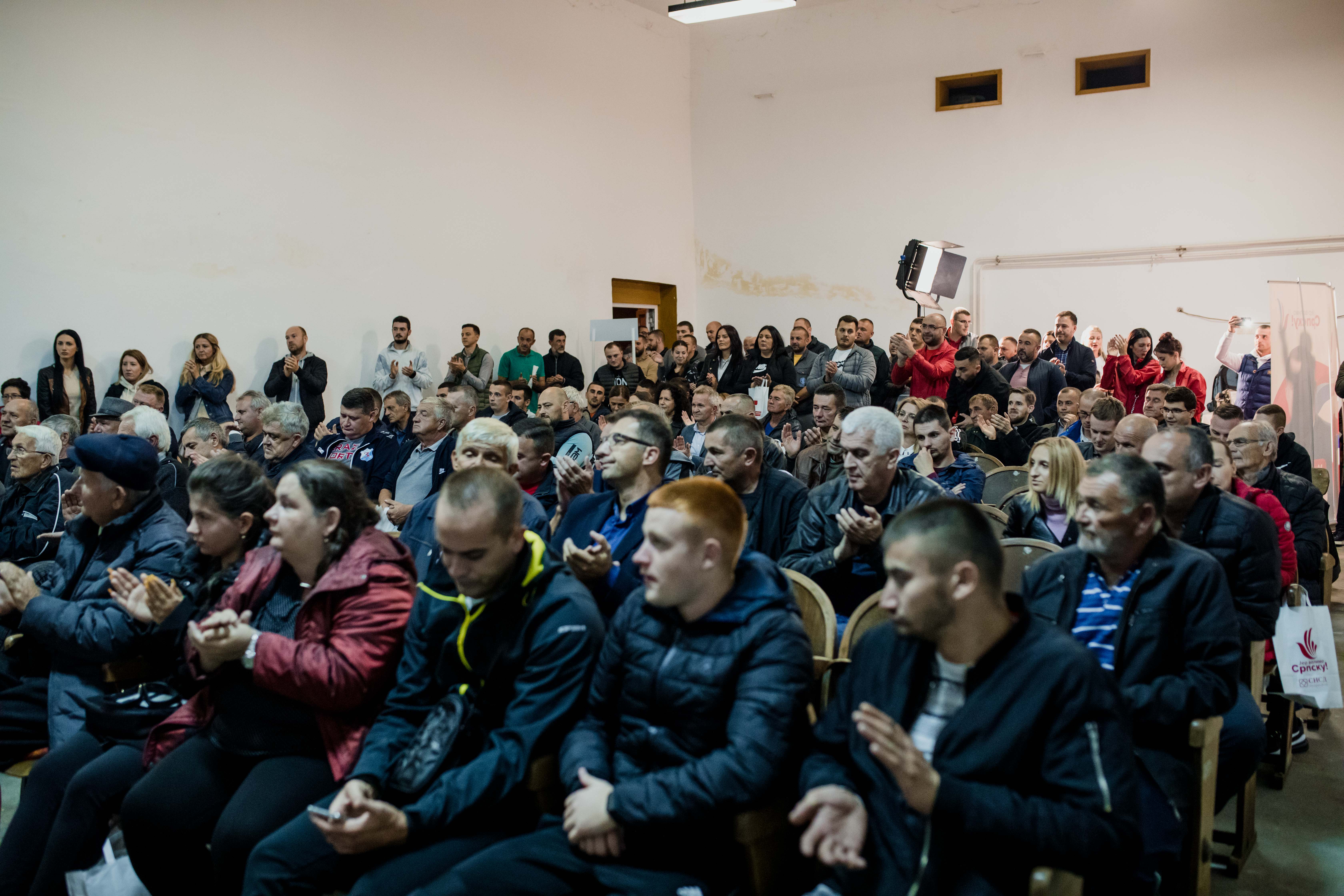 Slavenko Ristić u Crnjelovu Gornjem: Zadovoljan seljak je onaj koji može da živi od svog rada