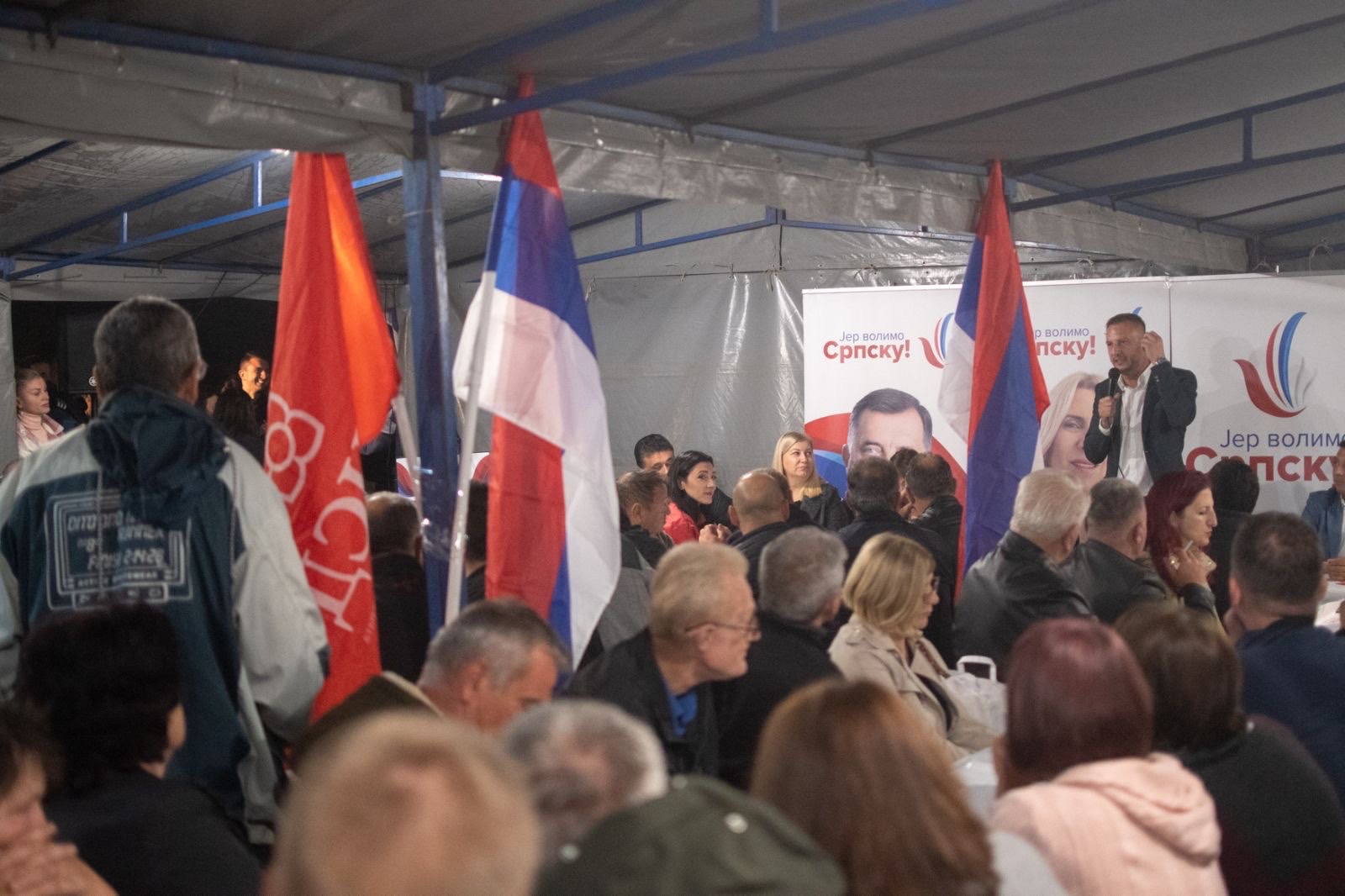 Ćorić: Politika SNSD-a uliva sigurnost naspram podvale stranaca