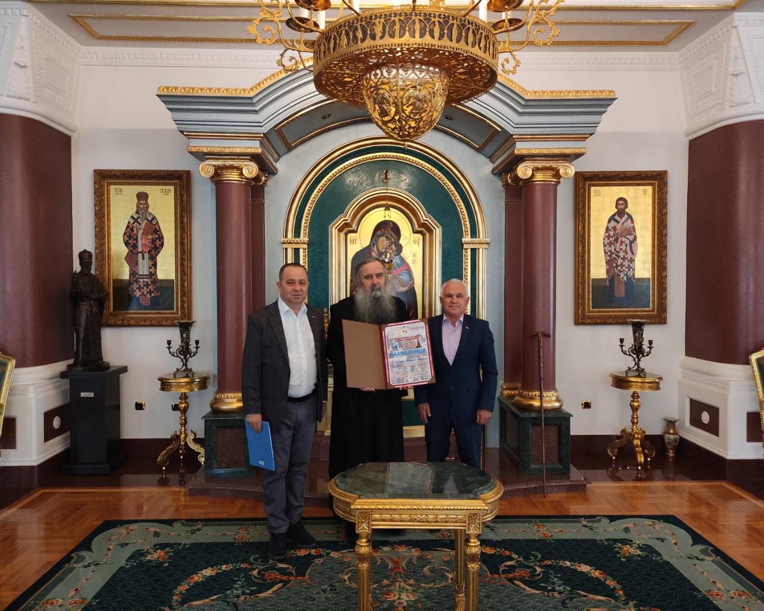 Osnovnoj školi "Knez Ivo od Semberije" uručena zahvalnica za humanost