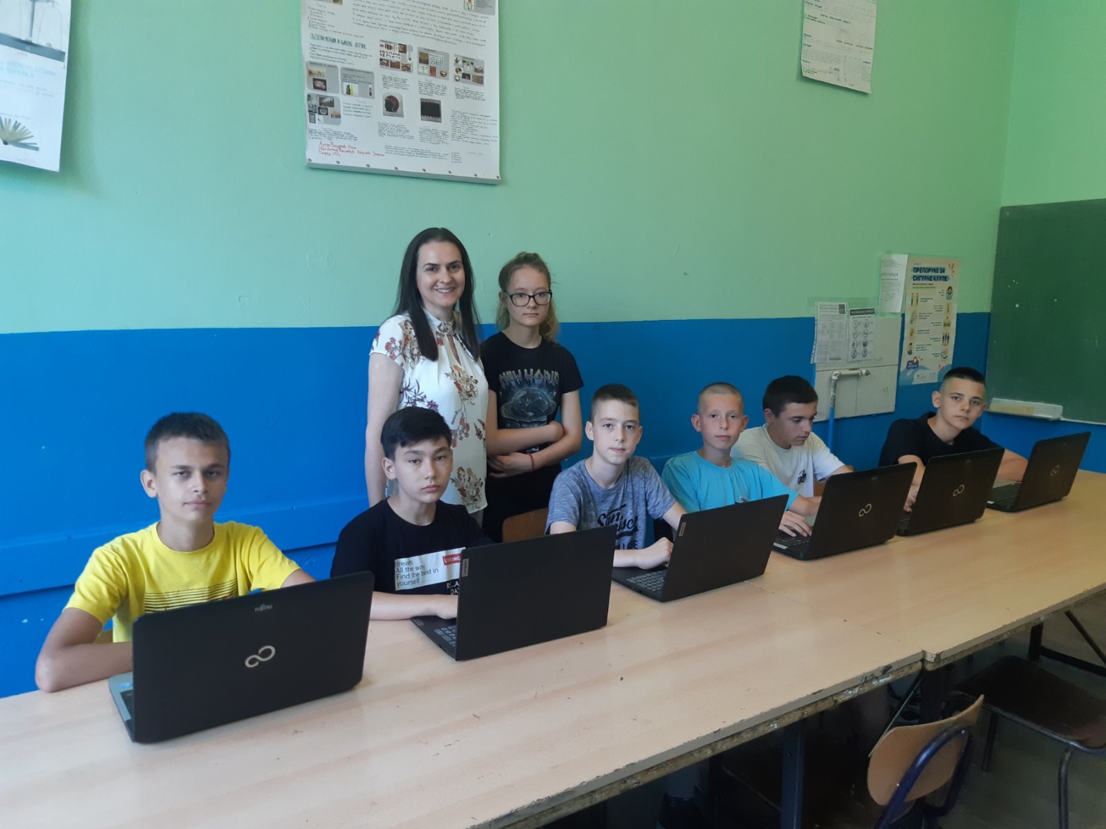 Učenici Osnovne škole "Vuk Karadžić" iz Bijeljine objavili školski časopis