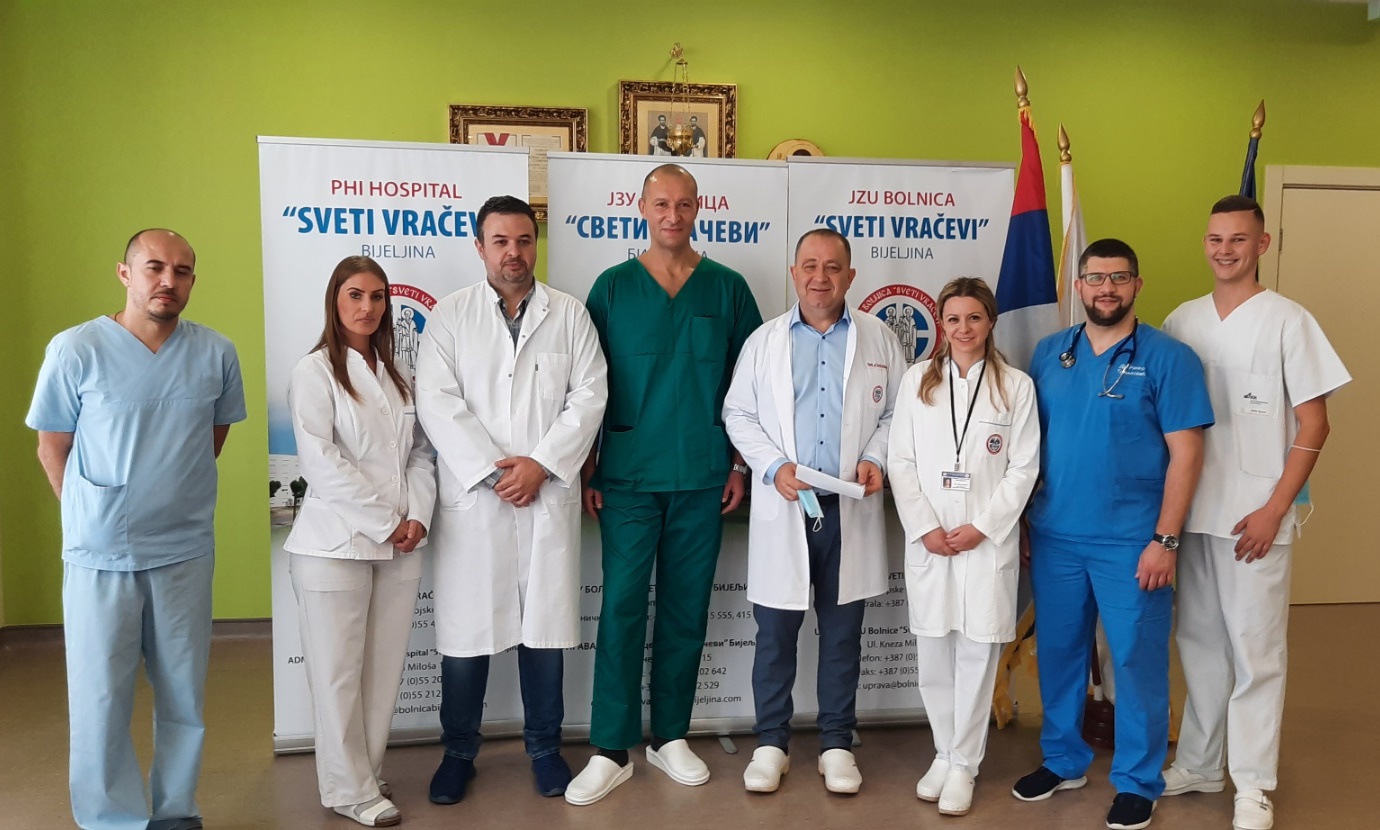 Maksimović: Bijeljinska bolnica kreće ekspanzivan razvoj hirurgije karotidnih arterija FOTO