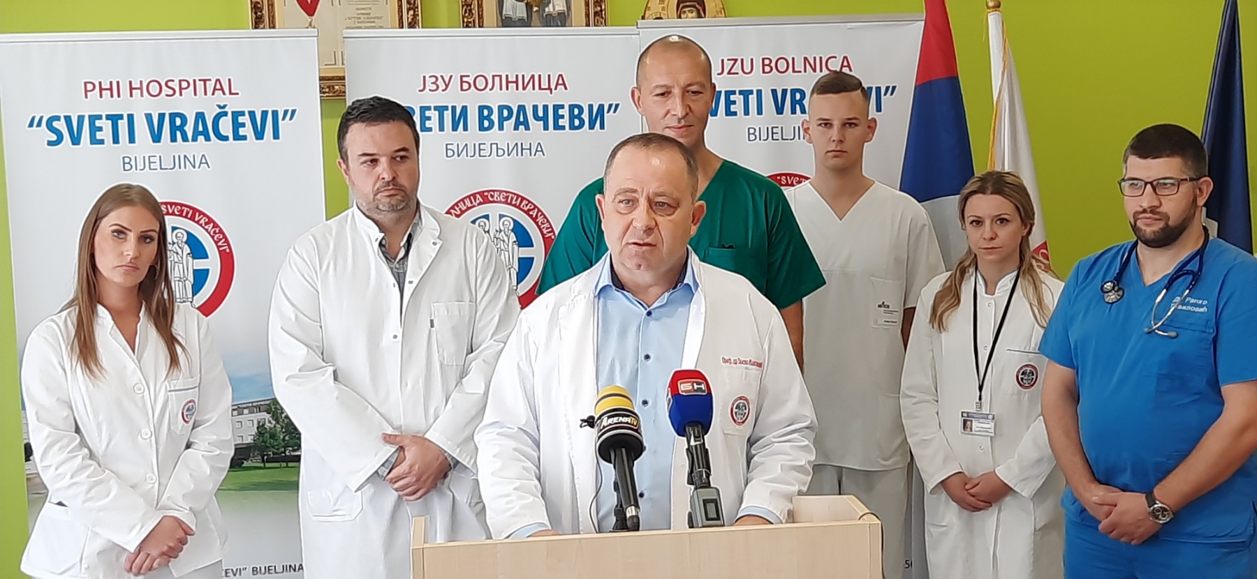 Maksimović: Bijeljinska bolnica kreće ekspanzivan razvoj hirurgije karotidnih arterija FOTO