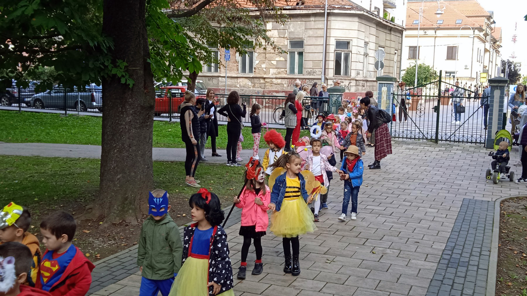 Gradski park u Bijeljini danas bio magična šuma iz najljepših bajki