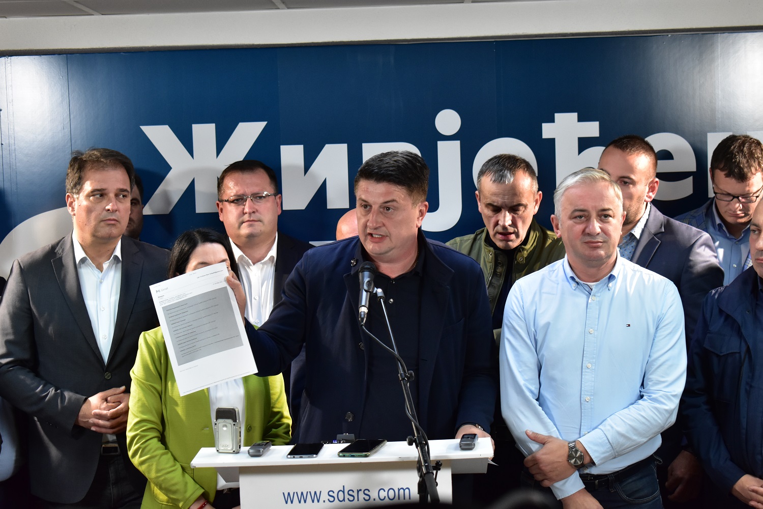 FOTO Opozicija najavila protest - Tražimo novo brojanje glasova!