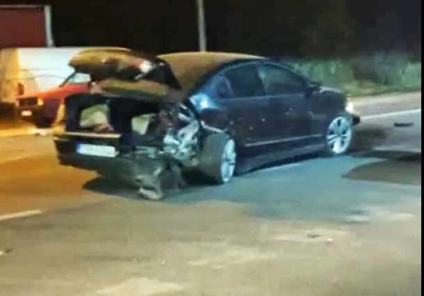 Sudar pet automobila u Dvorovima kod Bijeljine (FOTO)