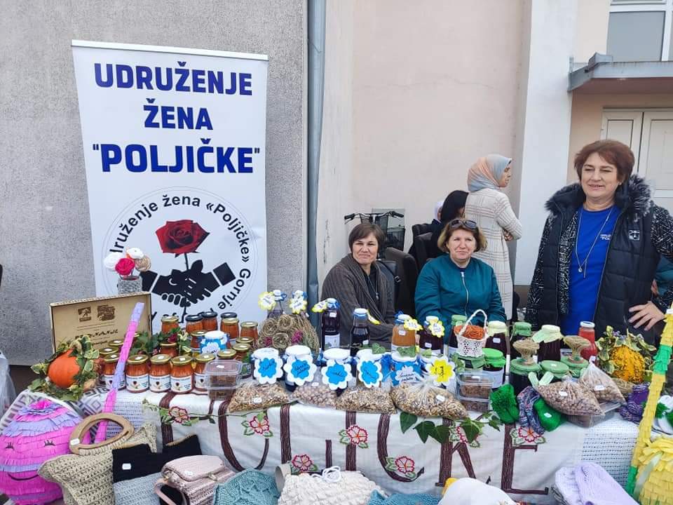 Drugi Međureligijski bazar održan u Janji FOTO