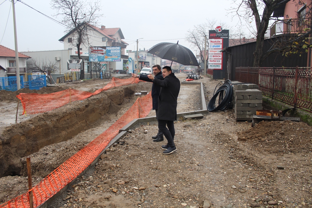 Rekonstrukcija ulice Stefana Dečanskog  teče predviđenom dinamikom FOTO