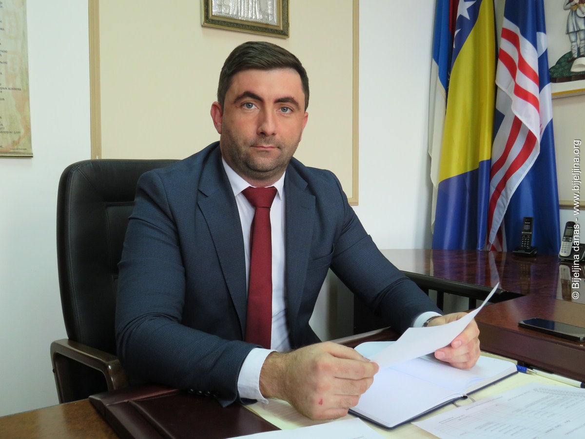 Petrović: Do srijede produžen rok za predaju zahtjeva za isplatu subvencija za đački prevoz