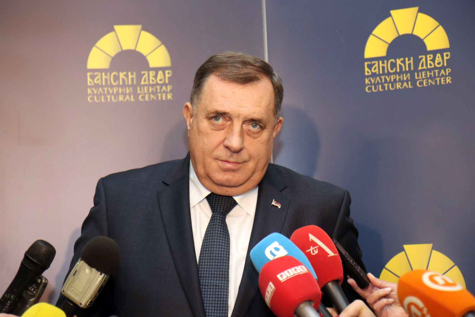 Dodiku uručena nagrada za ličnost godine