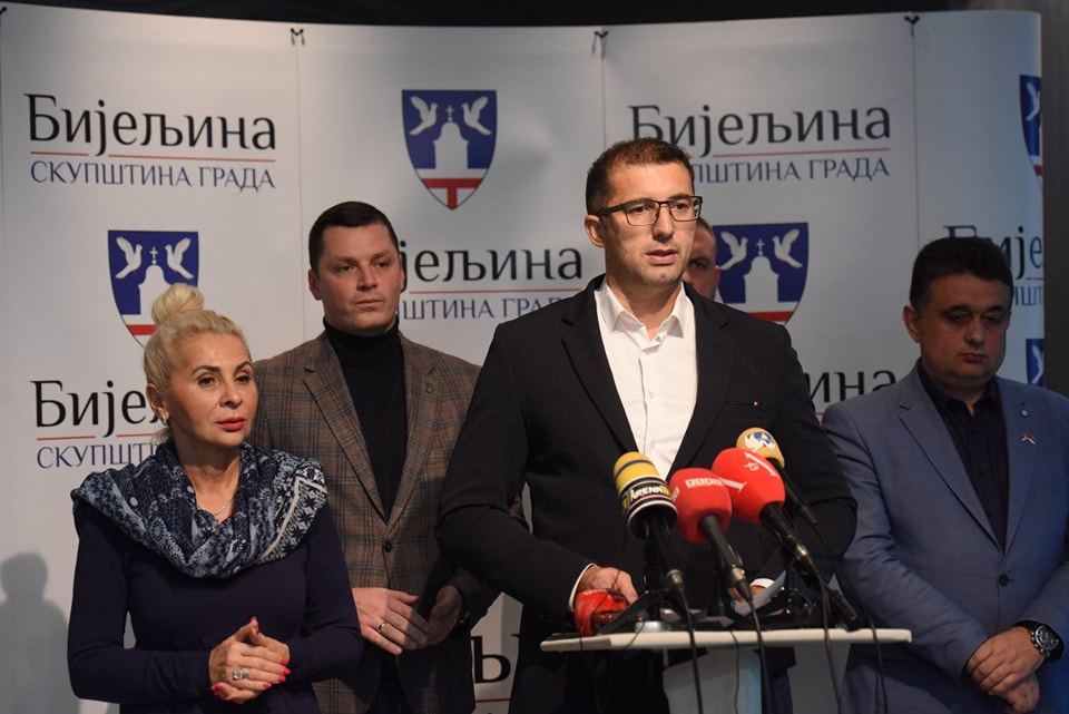 Gradonačelnik grubo krši zakon
