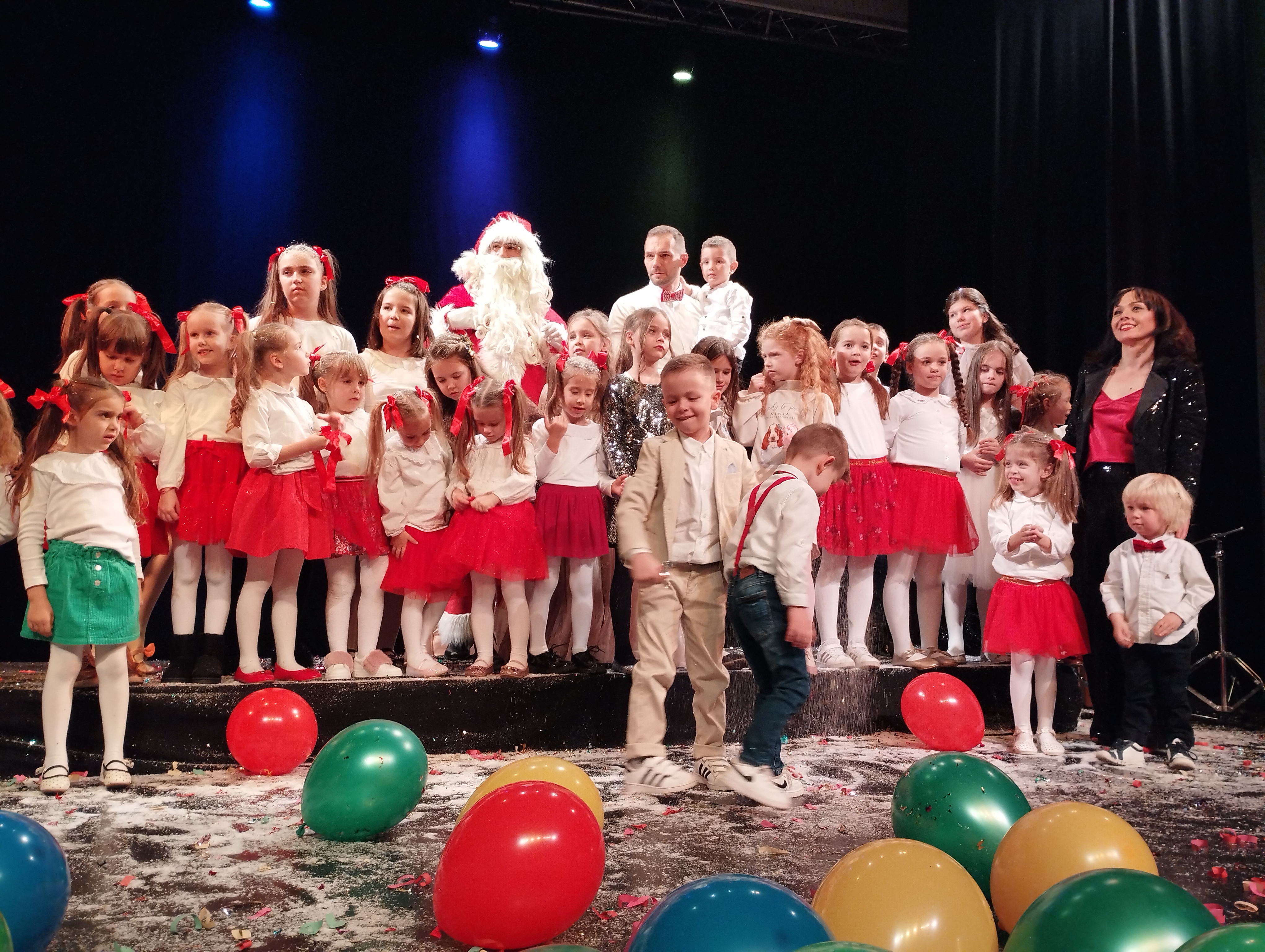 Održan novogodišnji koncert Muzičke radionice "Čarolija"