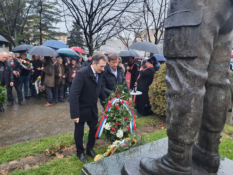 Obilježeno 20 godina od stradanja vojvode Mande FOTO