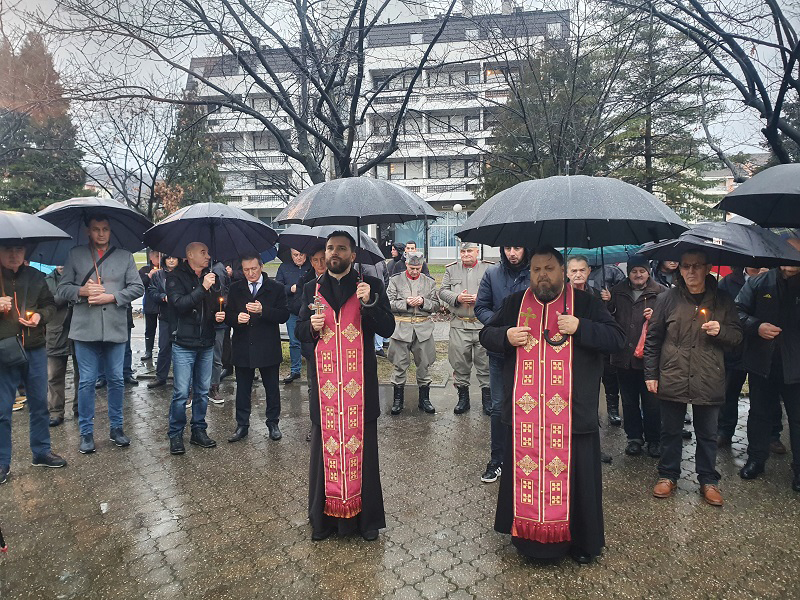 Obilježeno 20 godina od stradanja vojvode Mande FOTO