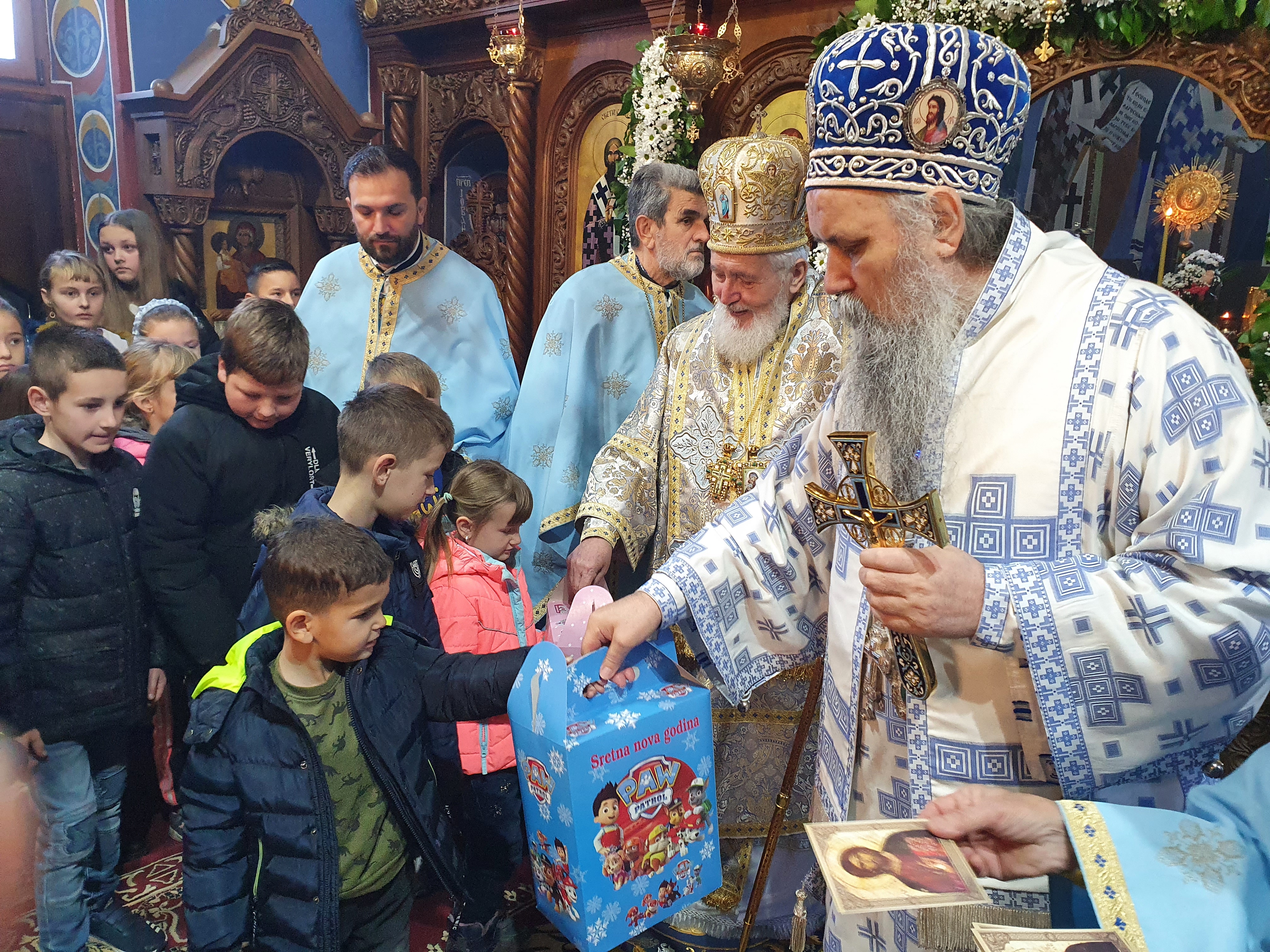 EPISKOP FOTIJE U MANASTIRU TAVNA: "Neprestano se molimo Bogu za napredak srpskog naroda"