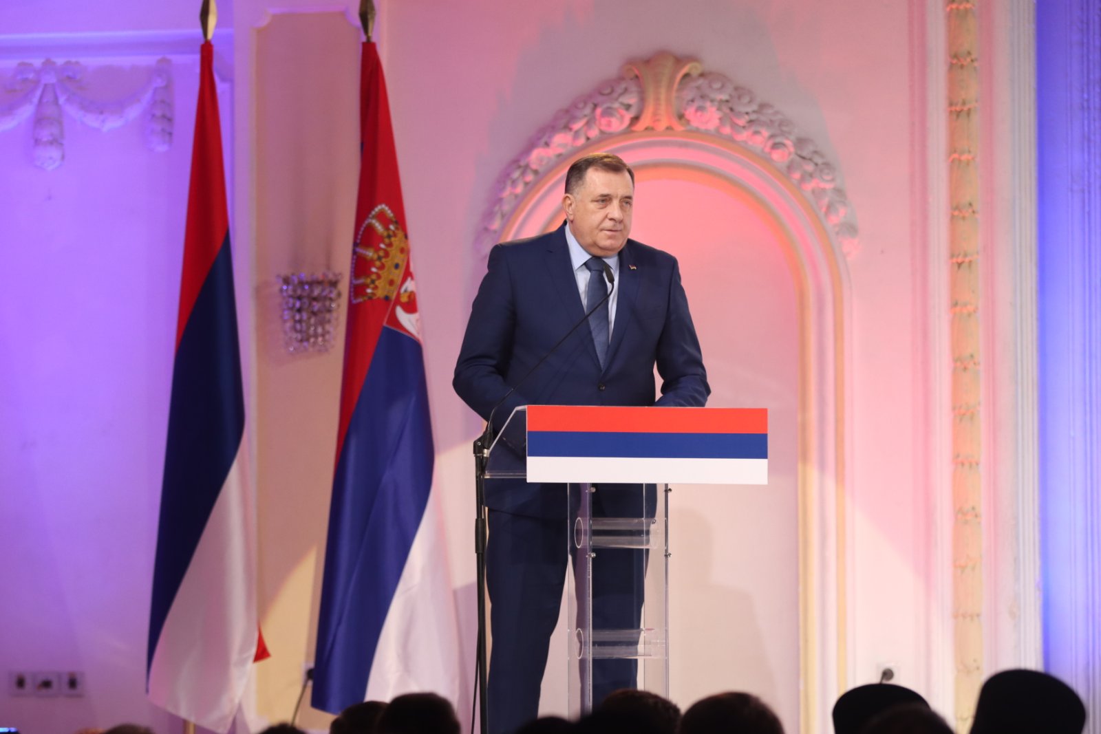 Dodik: Naše društvo sastavljeno od velikana i heroja FOTO