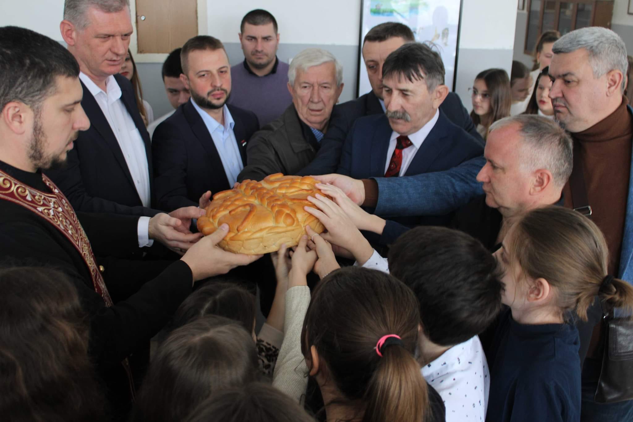 Sveti Sava svečano obilježen u školama na Majevici