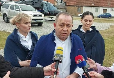 (FOTO) Još jedan uspješan helikopterski transport: Pacijent iz Trebinja zbrinut u bijeljinskoj angio sali