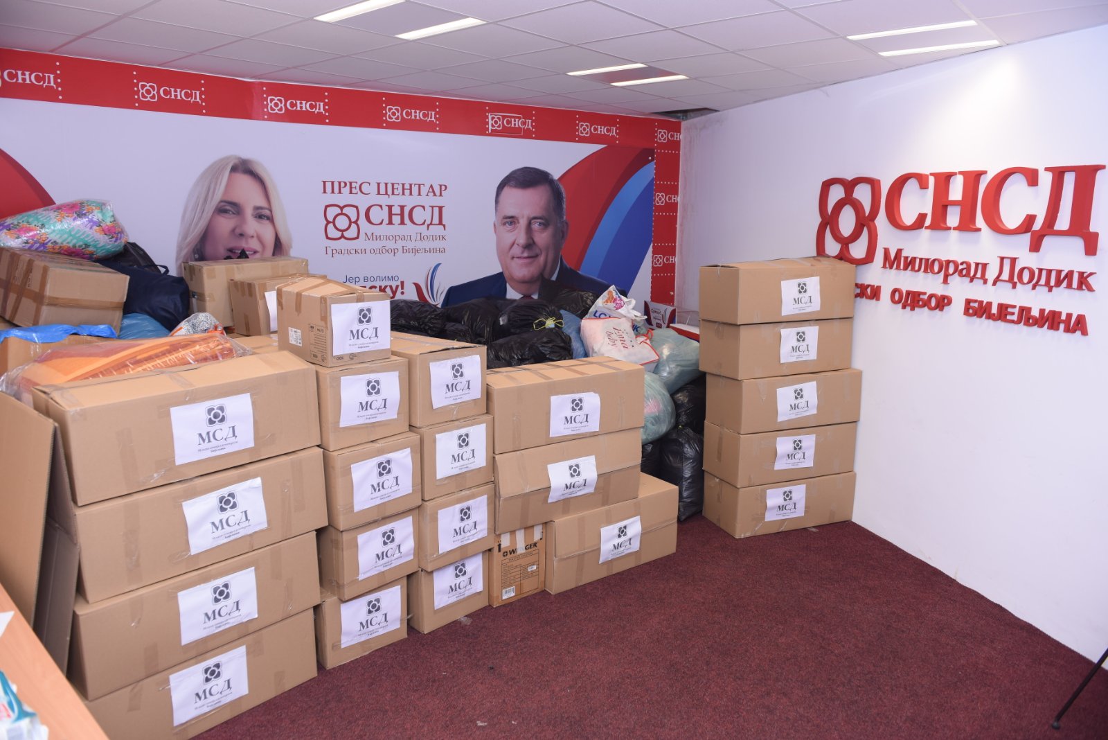 Mladi SNSD-a Bijeljina prikupili pomoć za pogođene zemljotresom u Turskoj i Siriji