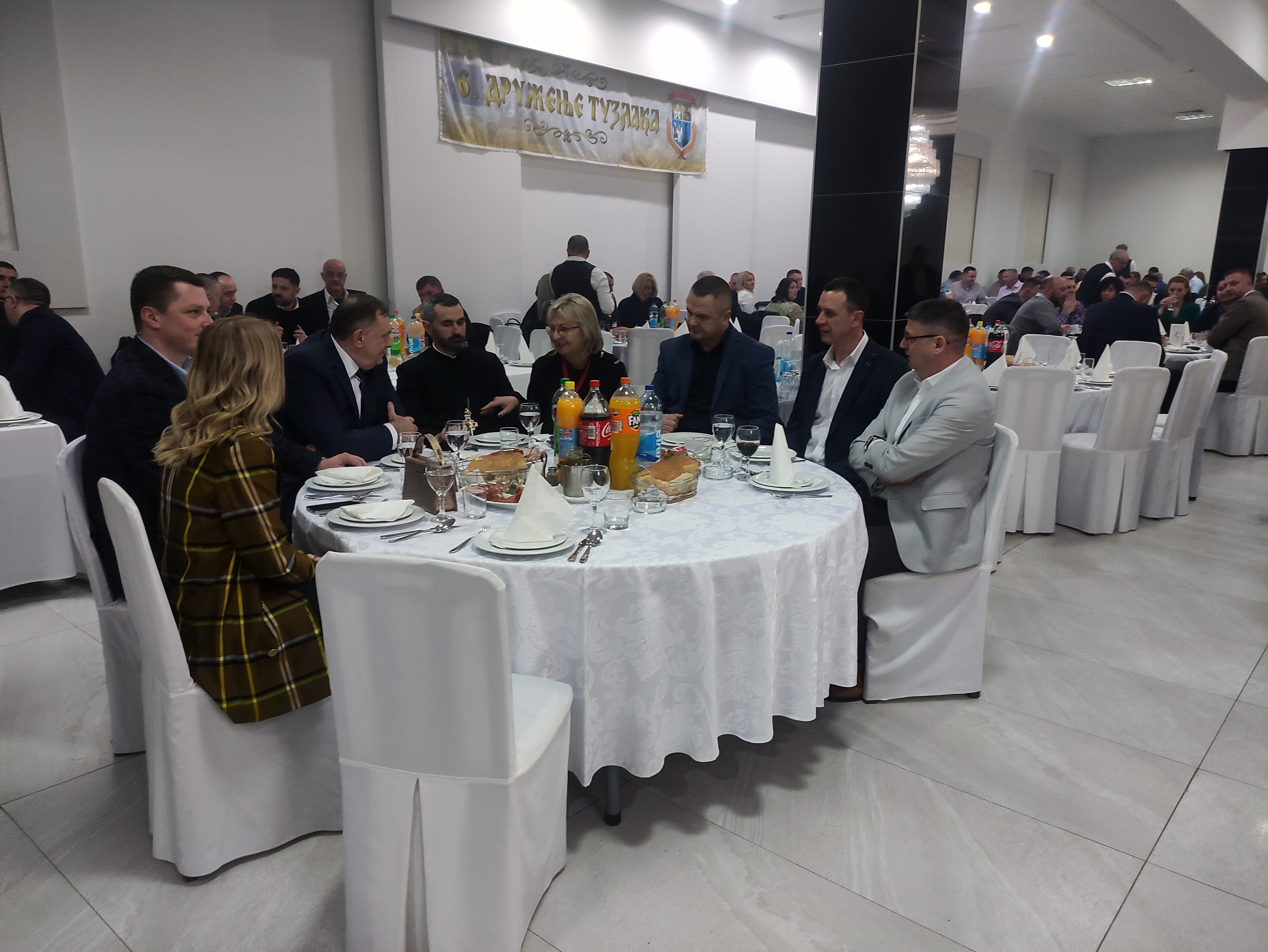 Više od hiljadu Tuzlaka na tradicionalnom druženju u Bijeljini