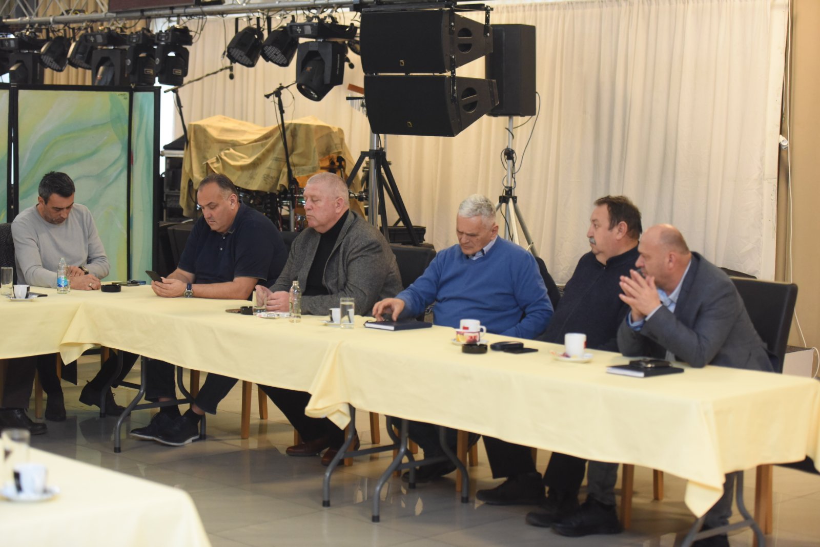 Ratni oficiri i komandanti VRS i MUP-a RS : Ljubiša Petrović da prestane da negira institucije RS i sije mržnju, razdor i podjele