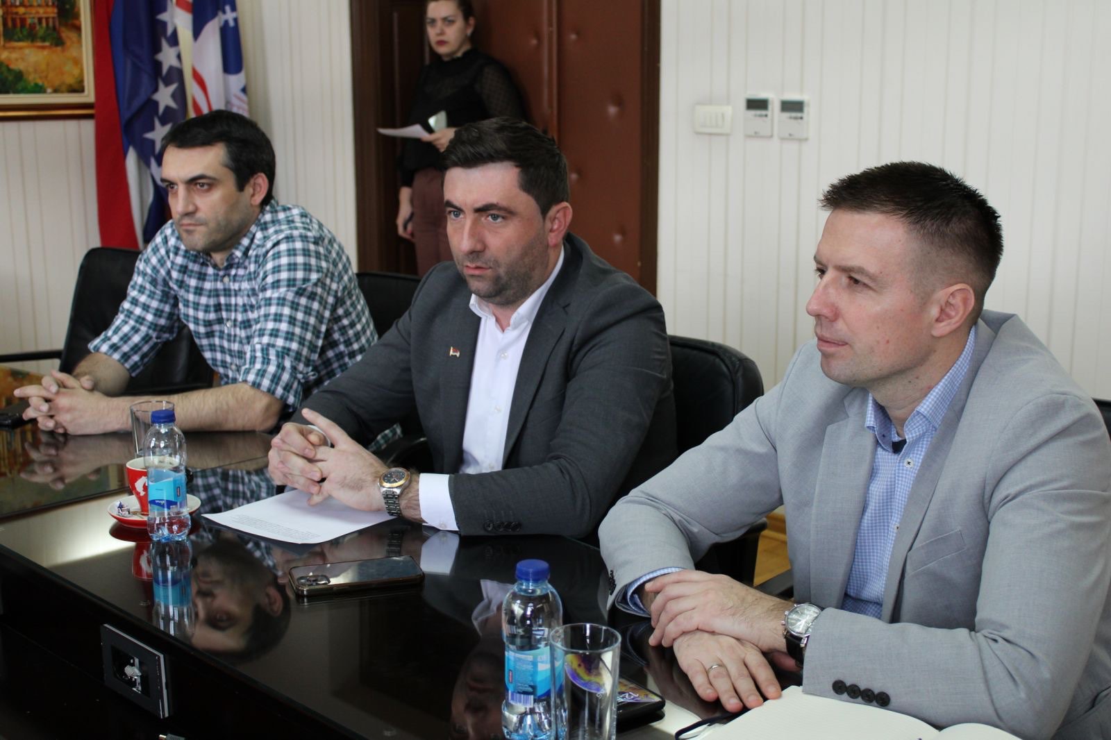 Miličević i Petrović upozoravaju: Prihodi lokalnih zajednica u Srpskoj ugroženi