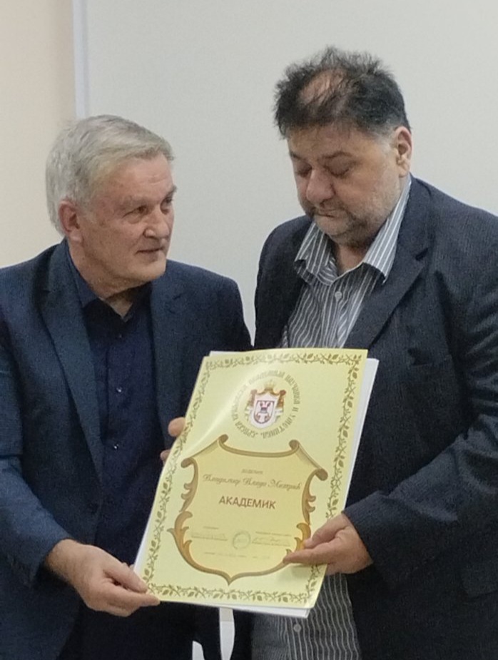 SKANU proglasio novinara Vladimira Mitrića za akademika