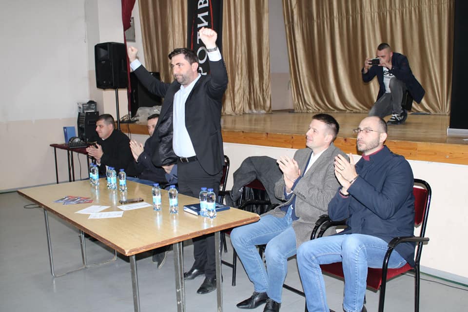 SDS: Okupili smo više ljudi u Dvorovima nego 16 stranaka okupljenih oko SNSD-a