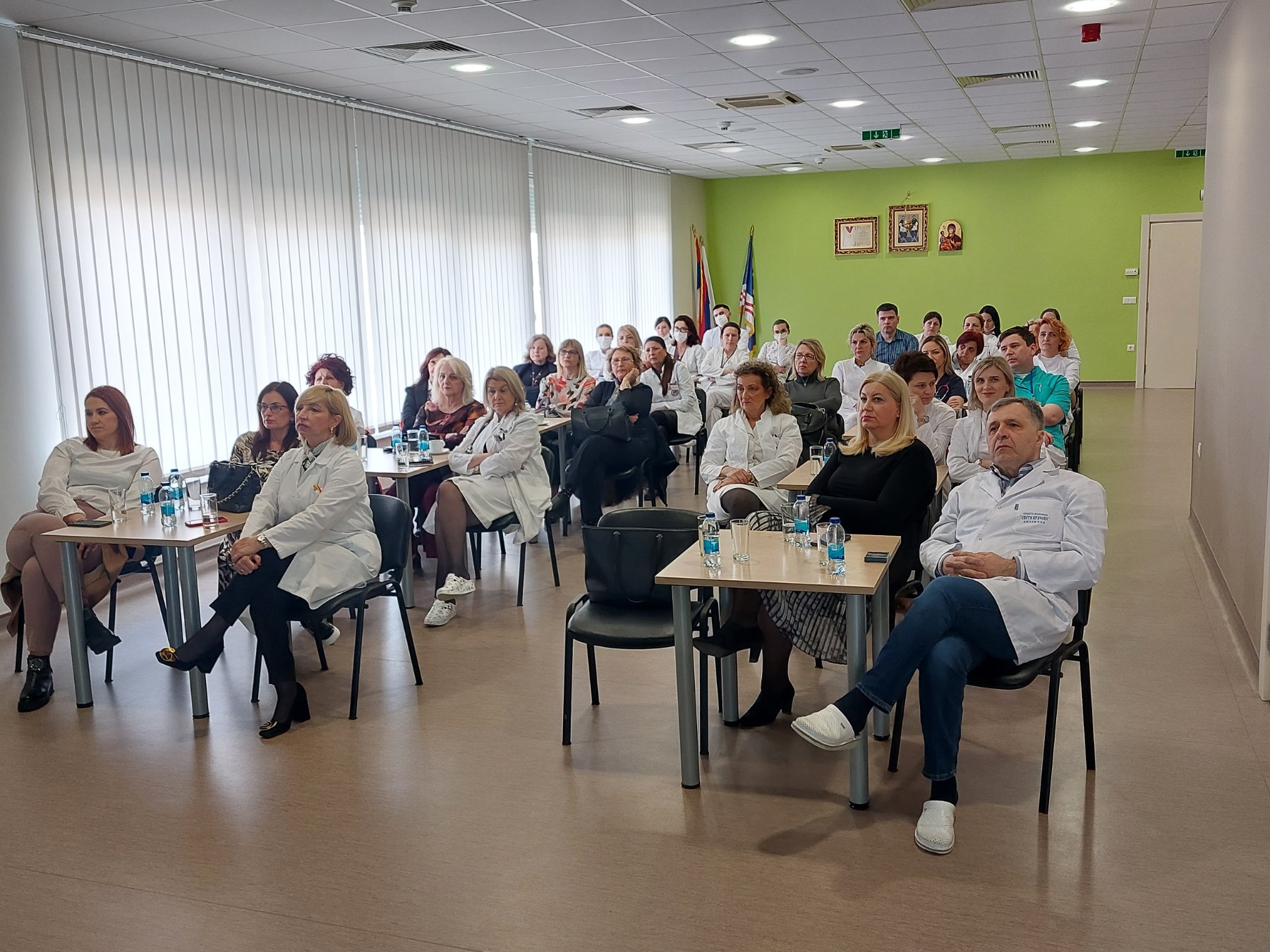 Vodeći dječiji pulmolog održao predavanje u bijeljinskoj bolnici