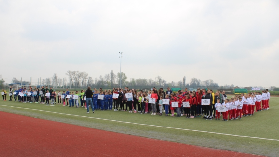 "Trofej Bijeljine" okupio 240 atletičara (FOTO)